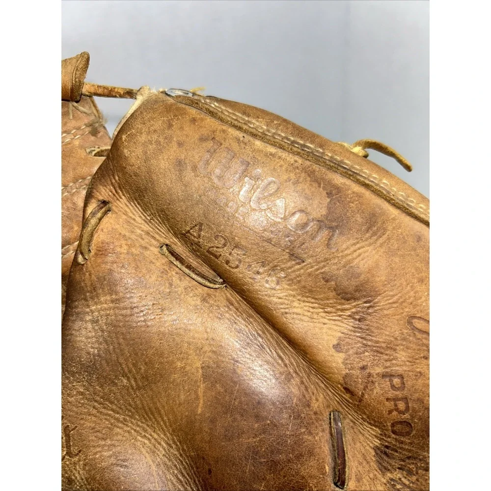 Wilson A2546 John Orsino Catchers Mitt Glove RH Throw Pro Style Baseball Vintage